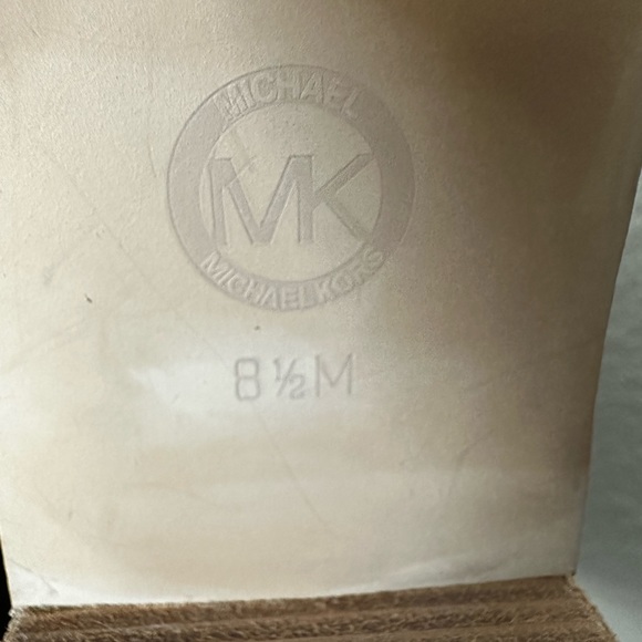 MICHAEL KORS BILLY TAUPE SUEDE STUDDED FRINGE ALMOND TOE SLIP ON BOOTIE - Picture 10 of 13